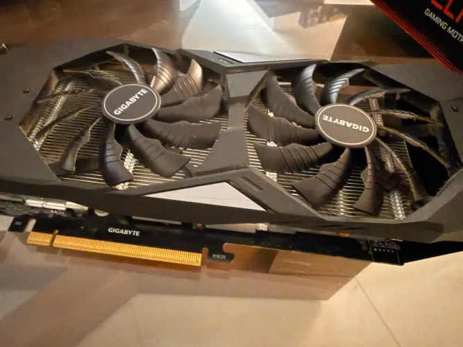 Placa De Vídeo Gigabyte Rtx 2060 Wind Oc 6gb Gddr6 192bit