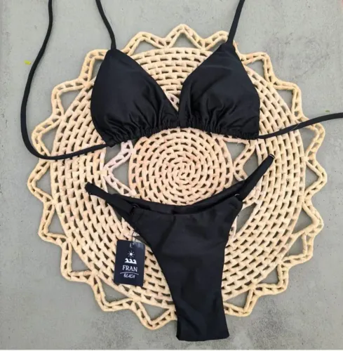 Biquíni Preto, cortininha + Calcinha asa delt