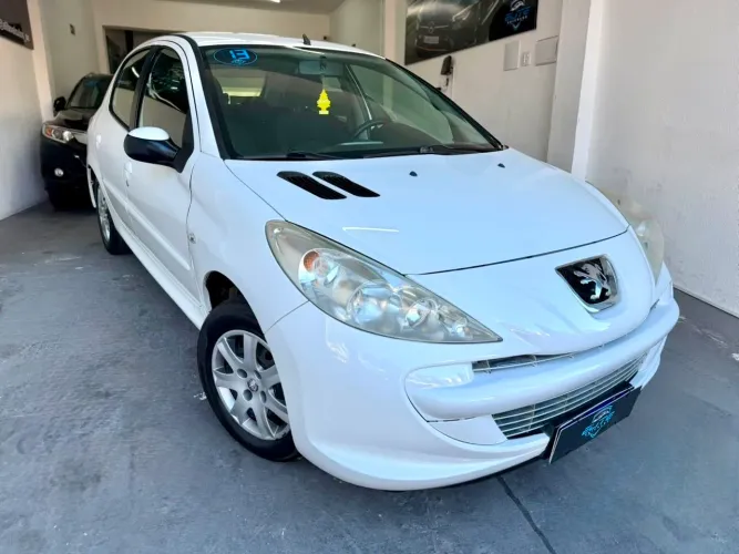 Peugeot 207 XR Sport 1.4 Flex 8V 5P 2013
