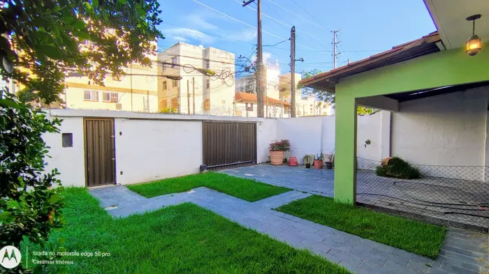 Casa com piscina em Boa Viagem