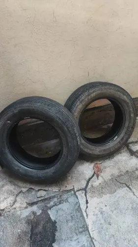 Pneus 215/65/16