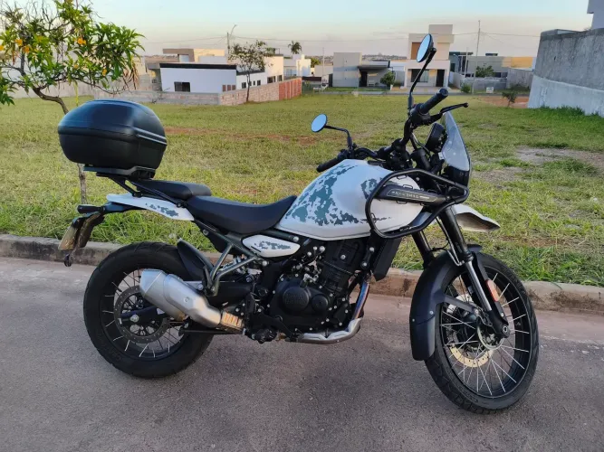 Vendo Moto Himalayan 450 Super Conservada, Único Dono