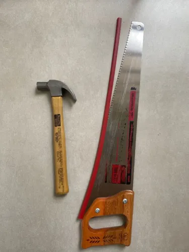 Serrote e Martelo