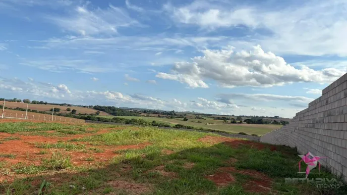erreno no Campos Elyseos com Vista para Leme  Ao Lado do Condomínio Águas Espraiadas!