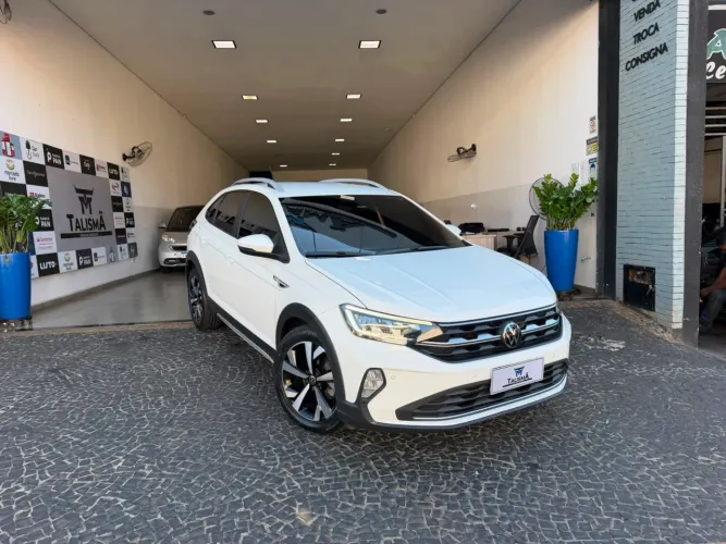 Volkswagen Nivus Highline 1.0 200 TSI Flex AUT 2021