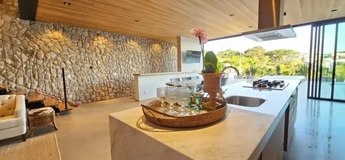 Casa à venda no condomínio Parque Das Sapucaias - Campinas - São Paulo.