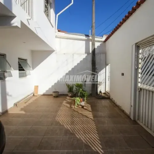 Sobrado com 3 quartos sendo 1 suíte no bairro Jardim Maria Antônia Prado