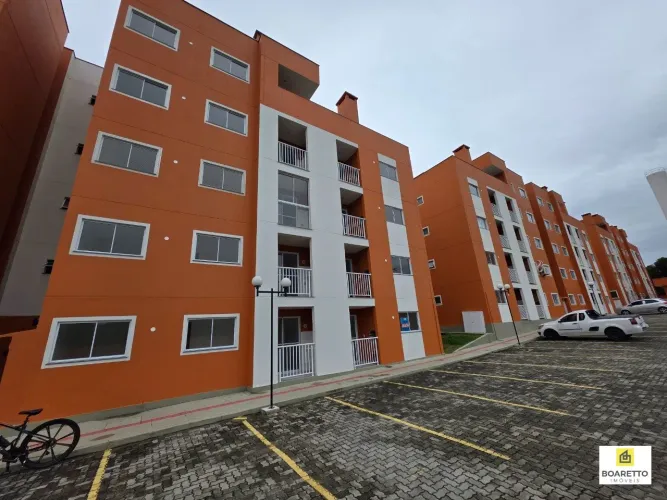 Apartamento 2 Dormitórios com Elevador e Sacada com Churrasqueira no São Marcos