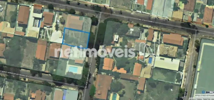 Lote de 360m²; no Braúnas/Trevo - Vista Privilegiada e Ideal para Construir uma Casa Impon