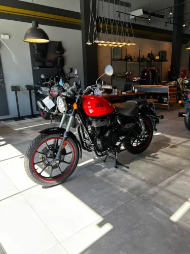 Royal Enfield Meteor Fireball 350cc ABS 2025