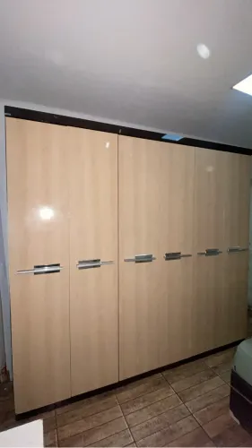 Guarda roupa 6 portas
