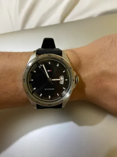 Relógio Tommy Hilfiger Original - Chega na hora, diferente de você
