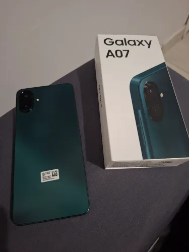 Vendo Samsung A07 Zerado na caixa com todos acessórios originais