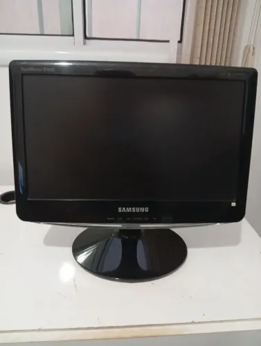 Monitor Samsung Sinc Master