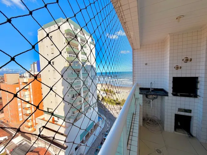 Apartamento à venda em Praia Grande frente mar com 2 quartos sendo 1 suíte