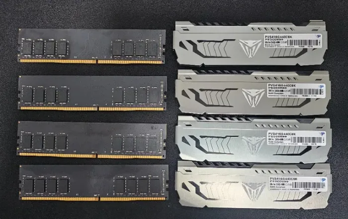 Memória RAM Patriot Viper Steel DDR4 4400MHz CL19 32GB (4x8GB) PVS416G440C9K Samsung B-Die