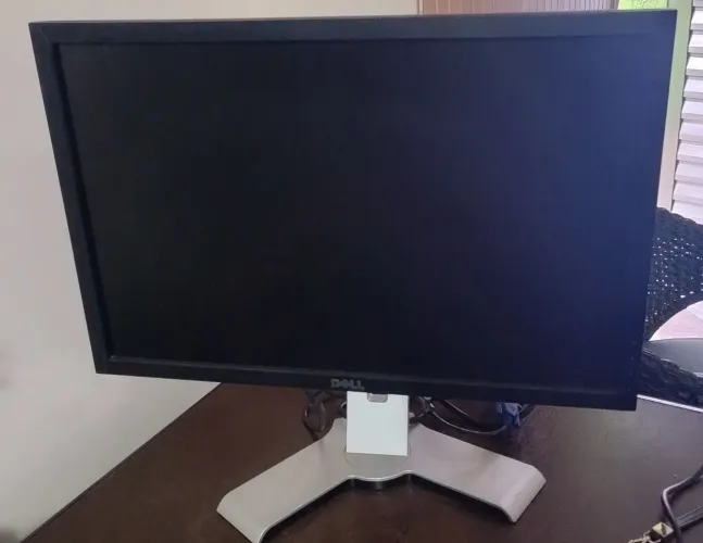 Monitor Dell 22 Polegadas Widescreen + Suporte Ajustável + Cabo HDMI