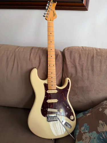 Guitarra Tagima T805