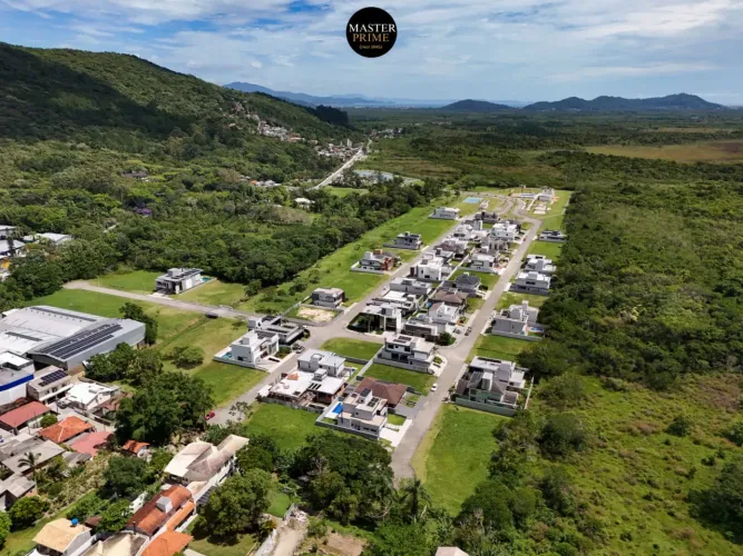 Vendo terreno condomínio fechado alto padrão 