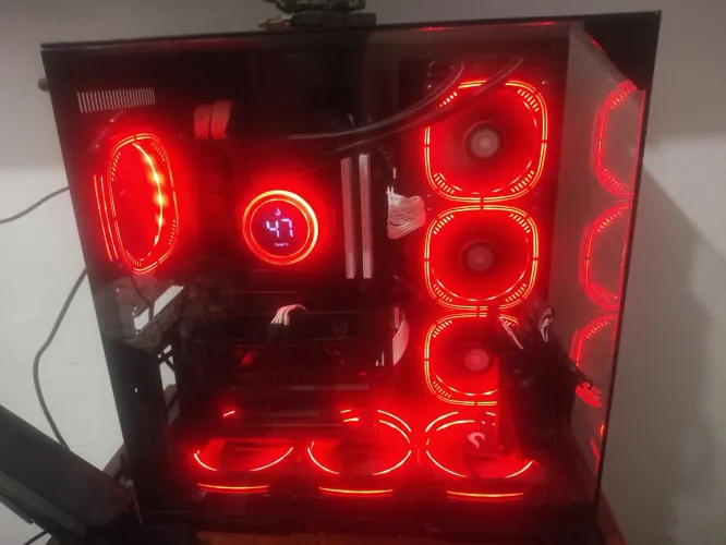 Pc gamer + monitor 2k 175htz 32" VA com braço articulado 