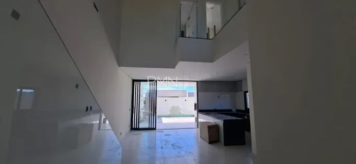 Sobrado à venda em Paulínia, Parque Brasil 500, com 3 suítes, com 200 m²