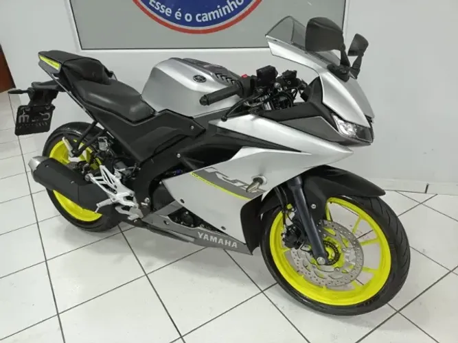 R15 2024 Prata