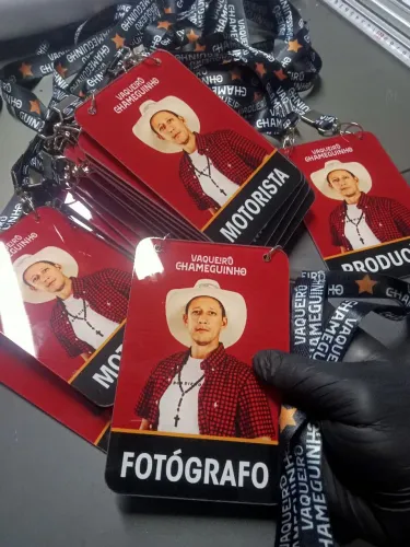 Kit Credencial em Acrílico + Cordão Personalizado