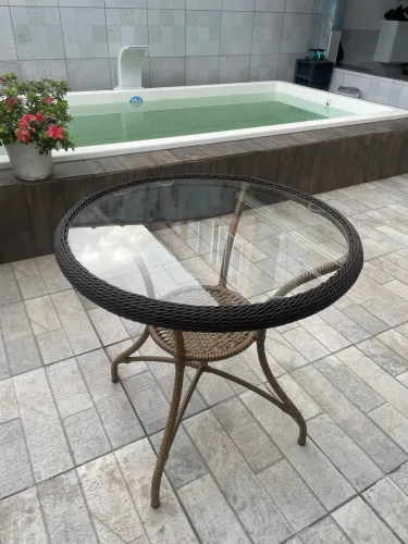 Mesa de jardim área externa