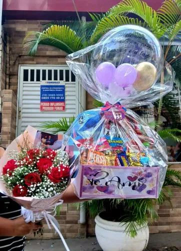 Cesta. cafe da manhã cestas dia das mães buquê flores 