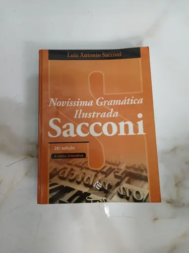 Livro Novissima Gramatica Ilustrada Sacconi