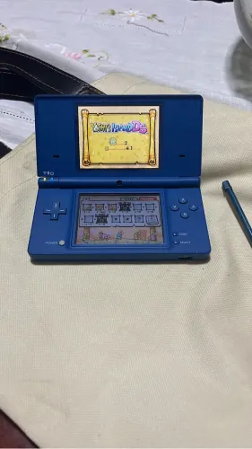 Nintendo DS R4