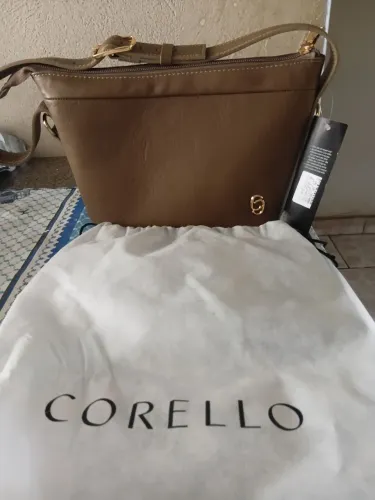 Bolsa couro Corello nova