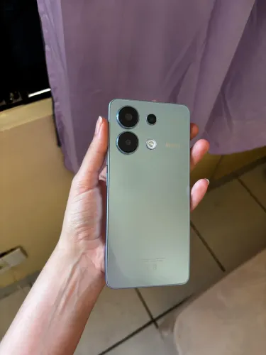 Redmi Note 13 256gb quase novo, sem arranhões