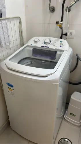 MÁQUINA DE LAVAR ELETROLUX