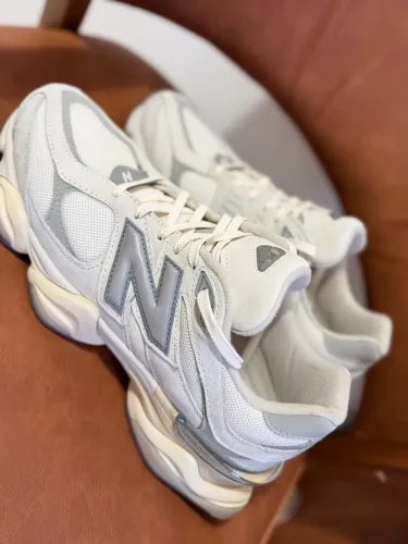 Tênis new balance 9060