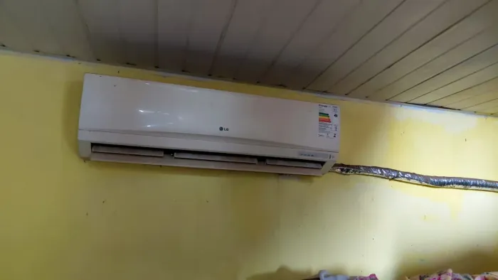 Vendo um ar condicionado LG em perfeito estado de uso