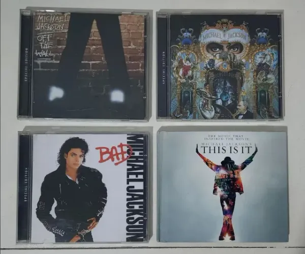 Lote de CDs Michael Jackson