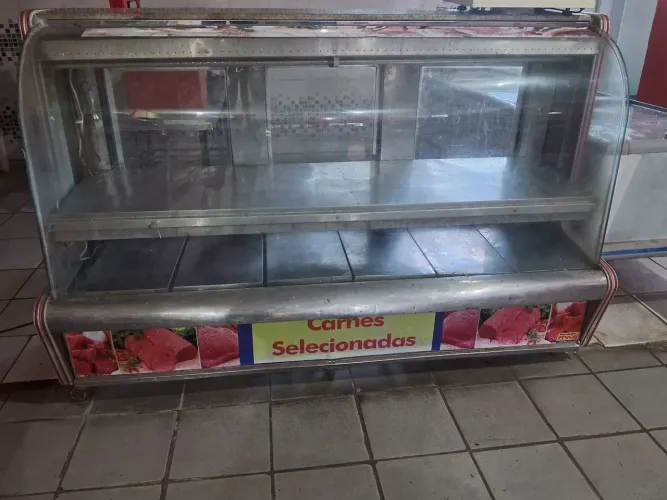 Balcão frigorifico e autoservico 