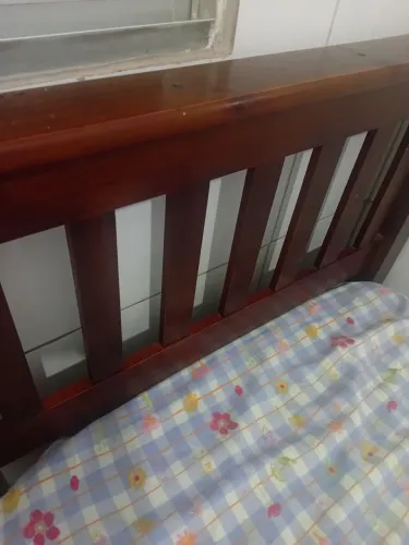 Cama e colchão 