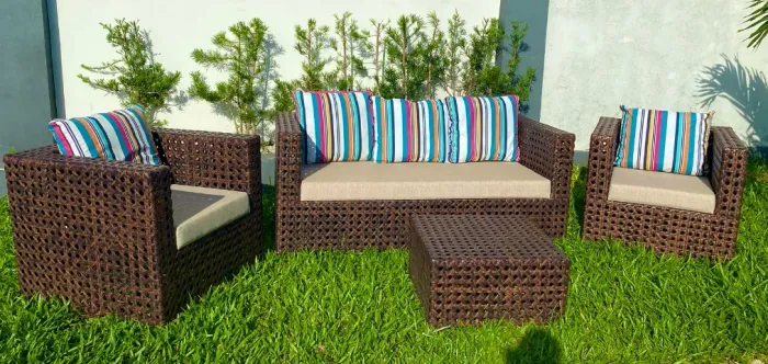 SOFÁ VERSALHES EM FIBRA SINTETICA