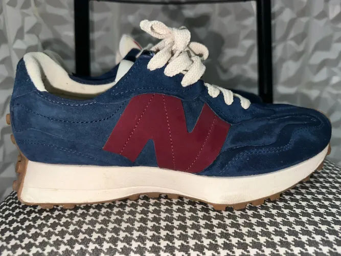 New balance 327 novo usado uma vez tamanho 42
