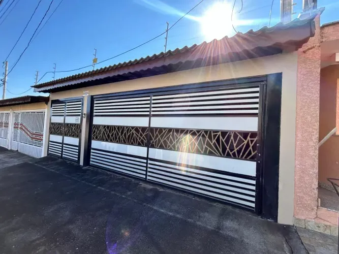 Casa para Locação no Jardim do Lago Bragança Paulista | 3 Quartos, Suíte e Garagem para 3