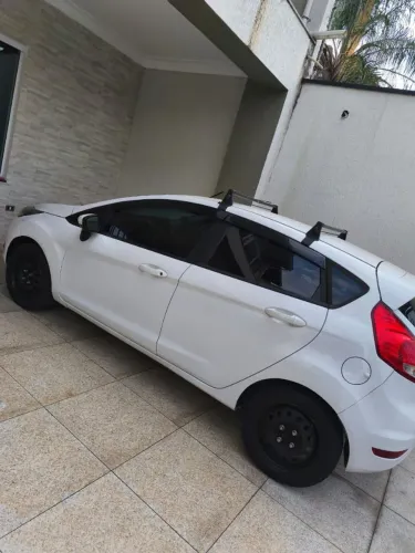 Ford Fiesta 1.5 16V Flex Mec. 5P 2015