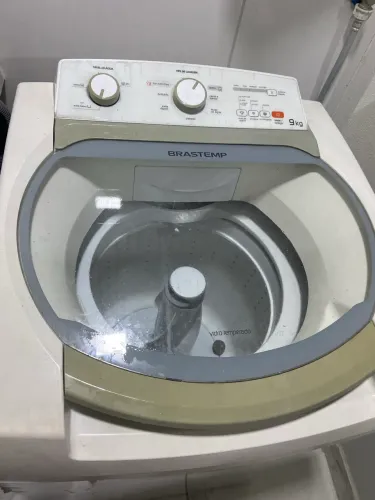Máquina de Lavar Brastemp 9kg - Ótimo Estado?