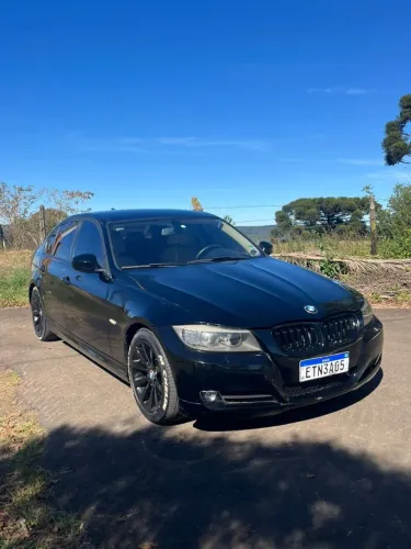 BMW 320I A 2011