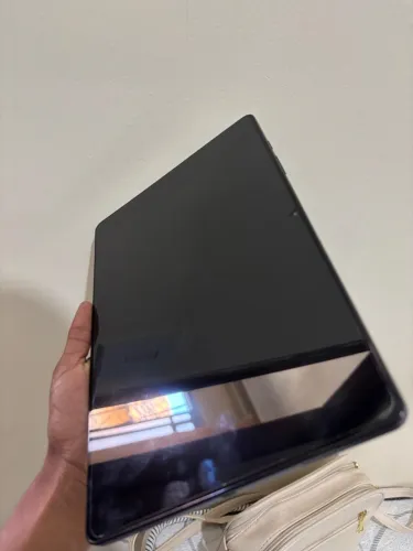 Tab a 9+ pouco usado