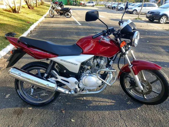 Cg 150 sport muito nova.