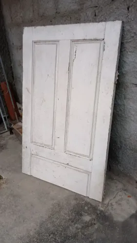 Vendo janela de madeira 