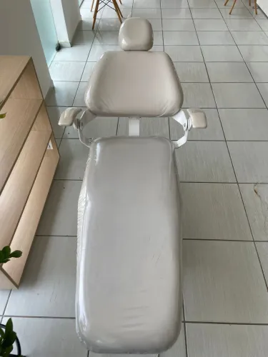 Cadeira para Estética/Maca Reclinável Profissional - Excelente Estado