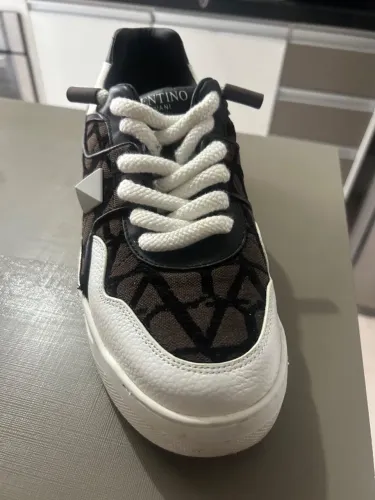 Vendo Tênis Valentino Garavani(Original), Mizzuno Wave